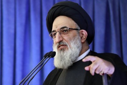 امام جمعه کرج: آمریکا فهمیده‌ که ما به قله نزدیک شده‌ایم