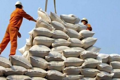 یک محموله کود شیمیایی ساخت اسرائیل در گمرک بازرگان توقیف شد