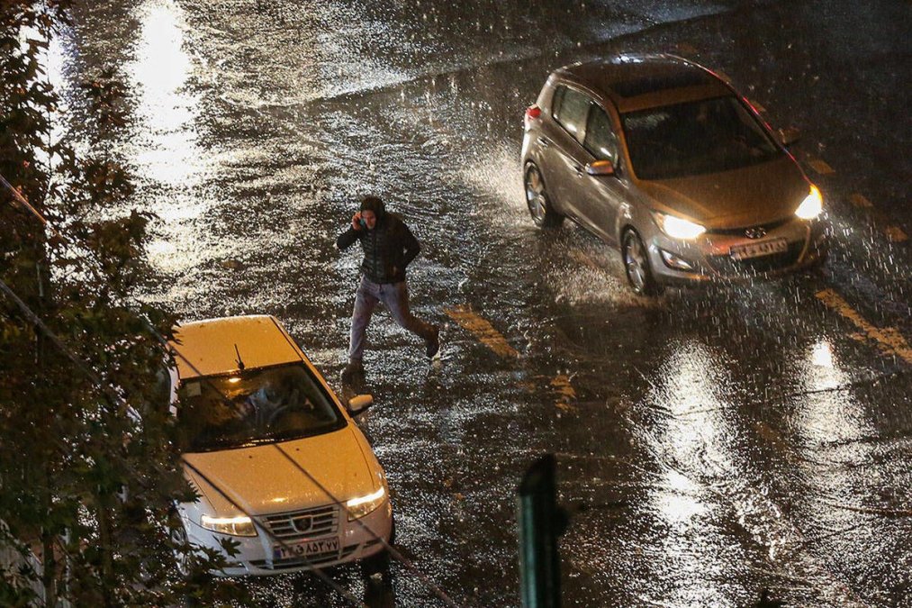 سازمان هواشناسی ایران: تا پایان هفته رگبار باران، رعد و برق و وزش باد شدید اغلب مناطق کشور را فرا می‌گیرد