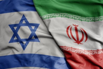 مطهرنیا، کارشناس بین‌الملل: احتمال ماجراجویی اسرائیل در چند روز آینده وجود دارد