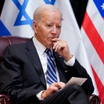 آکسیوس: دولت جو بایدن از انتقال محموله‌های تسلیحاتی ساخت آمریکا به اسرائیل ممانعت کرده ‌است