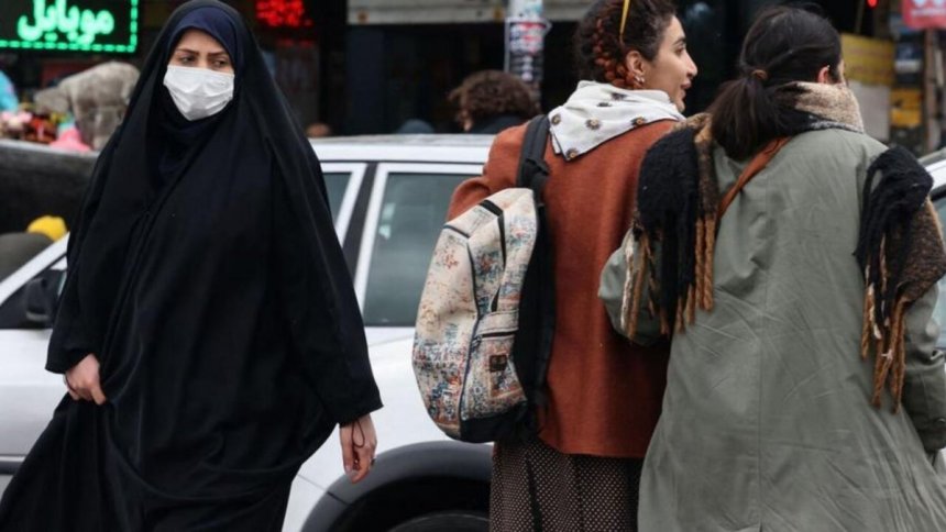 نامه عفو بین‌الملل: به جنگ با زنان برای تحمیل حجاب اجباری پایان دهید