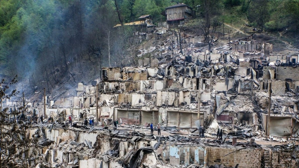 استاندار گیلان: ۳۸۹ واحد مسکونی و تجاری در آتش‌سوزی شفت تخریب شدند