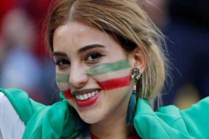 شورای تأمین خراسان: با حضور تماشاگران زن در بازی ایران و کره شمالی در مشهد موافقت شد