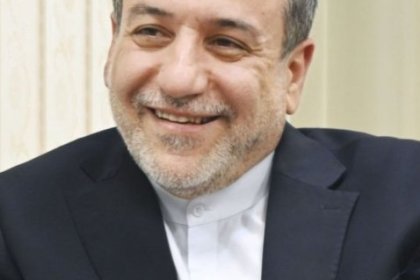 عراقچی: حصارکشی امنیتی اطراف تاسیسات نطنز ادعای خیالی است
