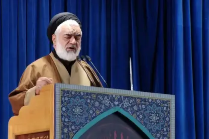 امام جمعه اصفهان: ما هستیم که تحریم‌ها را می توانیم خنثی کنیم