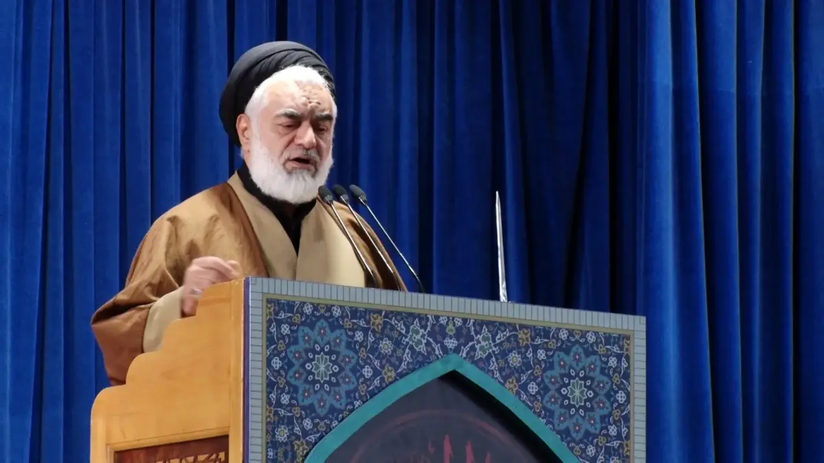 امام جمعه اصفهان: ما هستیم که تحریم‌ها را می توانیم خنثی کنیم