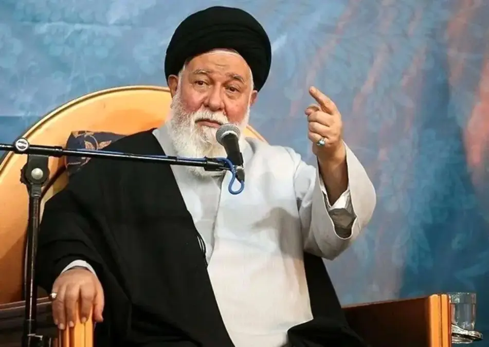 علم الهدی: گره زدن زندگی‌مان به مذاکرات نشانه بی اعتقادی به قدرت خداست