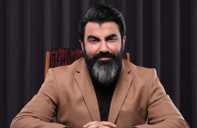 رییس اتحادیه فناوران رایانه تهران: دولت درباره آی‌تی طوری تصمیم‌ می‌گیرد که انگار این فناوری سوسیس کالباس است