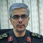 باقری، رئیس کل نیروهای مسلح: جامعه در حال تحول است و نمی‌‌توان با باتوم با آن برخورد کرد 