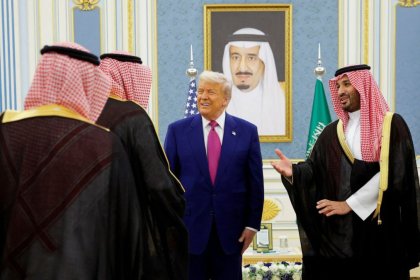 ترامپ با عربستان سعودی قرارداد تسلیحاتی ۱۴۲ میلیارد دلاری امضا کرد