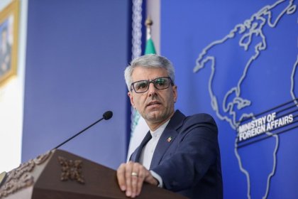 بقایی: مذاکرات ایران و آمریکا به پیشنهاد عمان به تعویق افتاد 