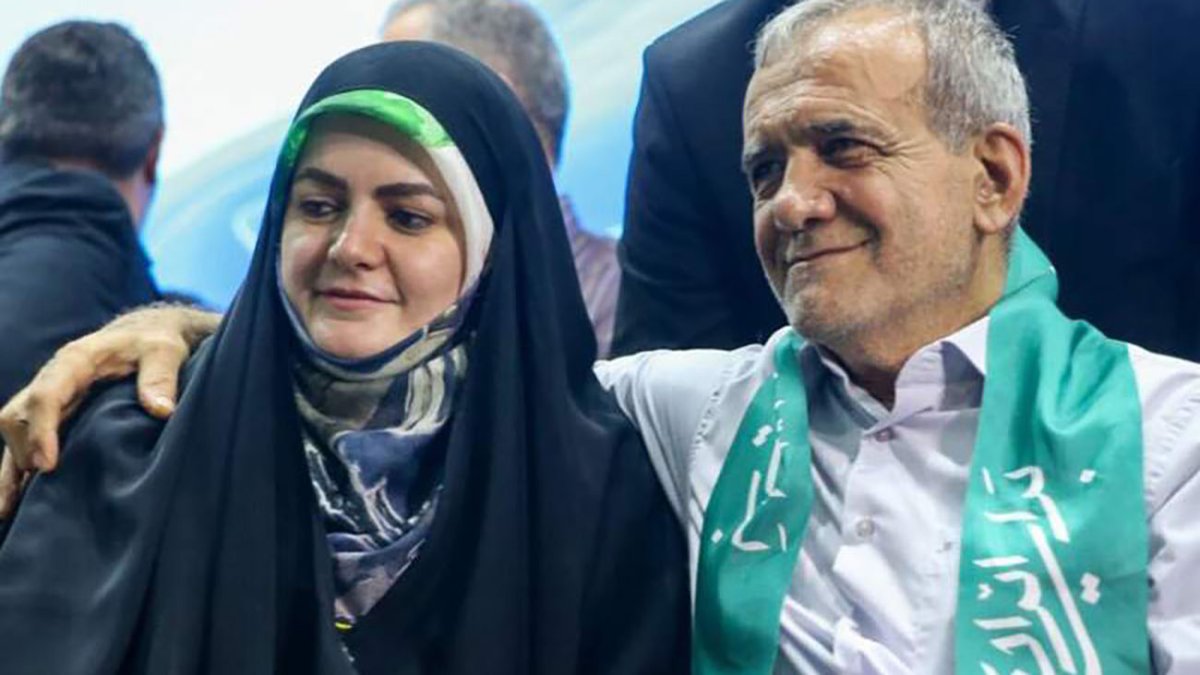 مشاور پزشکیان: دختر رئیس‌جمهور به صورت «سمبلیک» در سفرهای دولت حضور دارد
