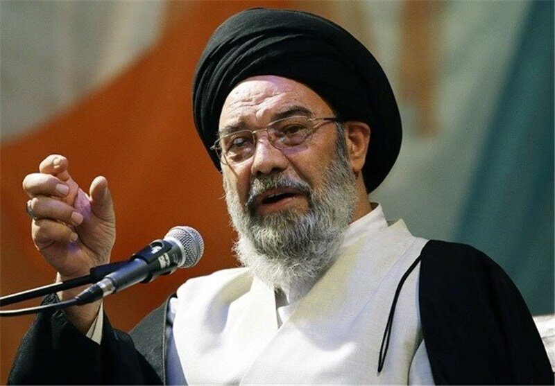 امام جمعه اصفهان: آمریکا با حمله به ایران، شکست بزرگی متحمل می‌شود