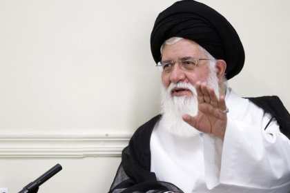 علم‌الهدی: جوانان در راه امام خمینی جان‌فشانی می‌کنند