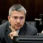 رضایی، سخنگوی کمیسیون امنیت ملی: قراردادی با روسیه برای ساخت هشت نیروگاه هسته‌ای امضا کردیم 