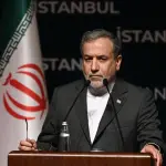 عراقچی در تماس با مسئول سیاست خارجی اتحادیه اروپا: آمریکا به مذاکره و دیپلماسی خیانت کرد