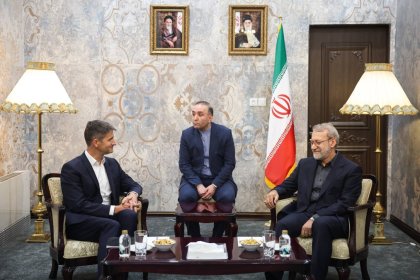 توافق برای ادامه رایزنیهای هستهای لاریجانی و لوچینگر دیدار کردند