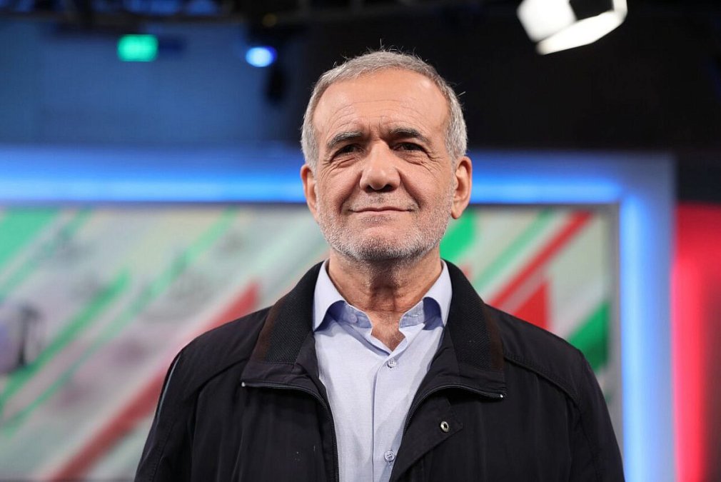 پزشکیان خواستار ایجاد سامانه مالی مستقل برای مقابله با تحریمها شد
