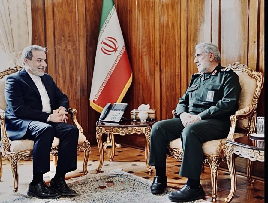 وزیر خارجه یا سخنگوی سپاه؟ چرا عملکرد عراقچی صدای دیپلماتها را درآورد