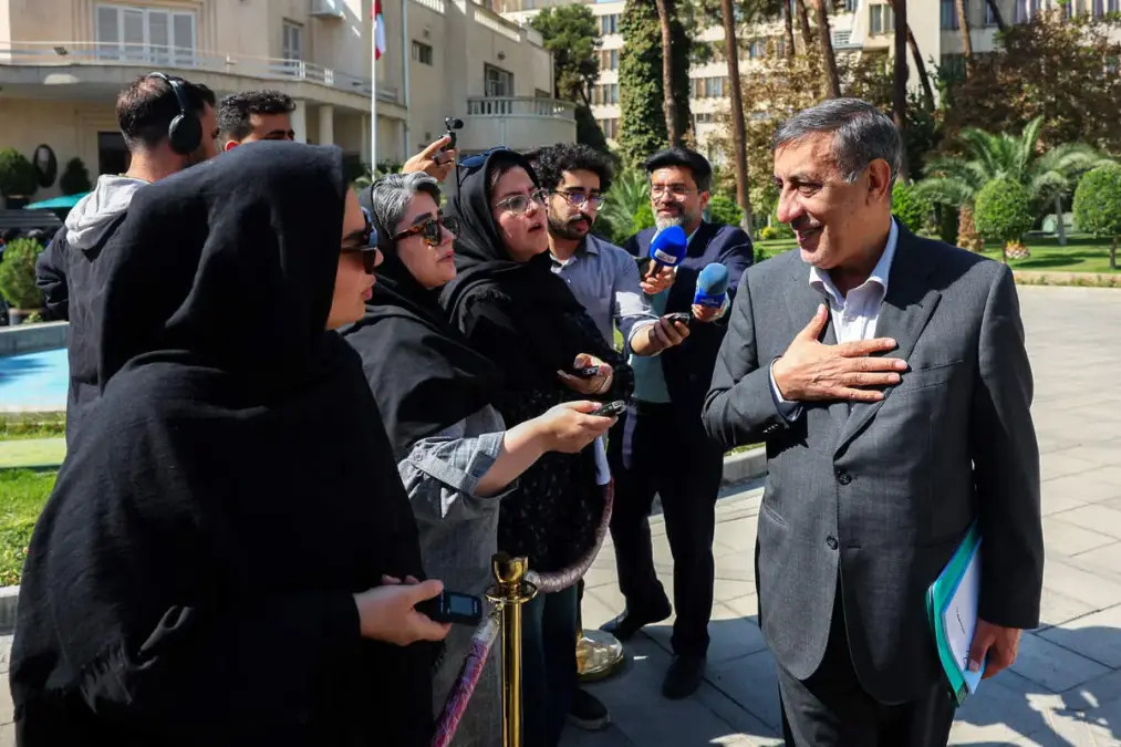 قائمپناه: استیضاح سه یا چهار وزیر وقت وزرا را میگیرد