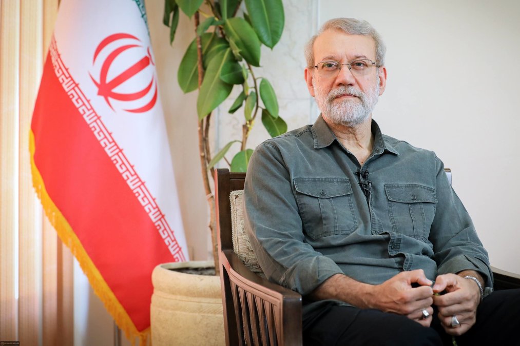 لاریجانی: ما در توافق تجدید نظر میکنیم