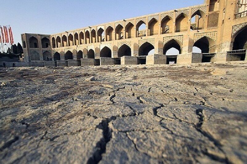 محیطزیست اصفهان: فرونشست اصفهان بهمرز بحران جدی رسیده است