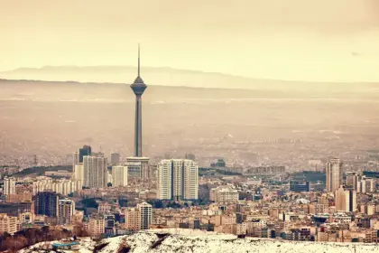 فروشگاه‌های زنجیره‌ای تهران فروش آب معدنی را محدود کردند