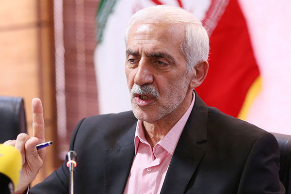 رییس سابق فدراسیون فوتبال: با ۴۰۰ هزار تومان سال ۵۹ آپارتمان میخریدیم، حالا نیمکیلو گردو هم نمیدهد