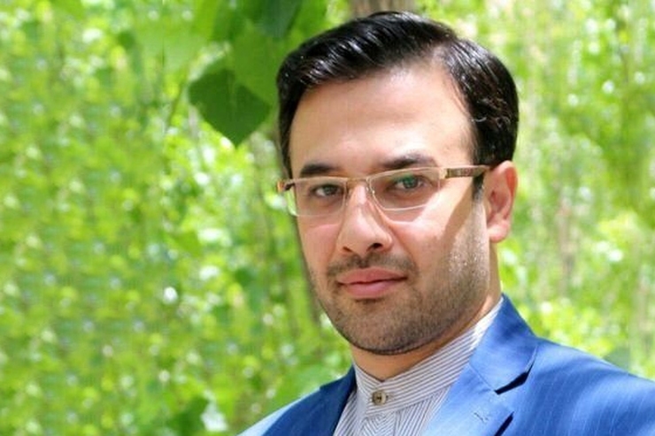 قاسم مکارم شیرازی، مشاور وزیر پیشین راه، شبانه بازداشت شد