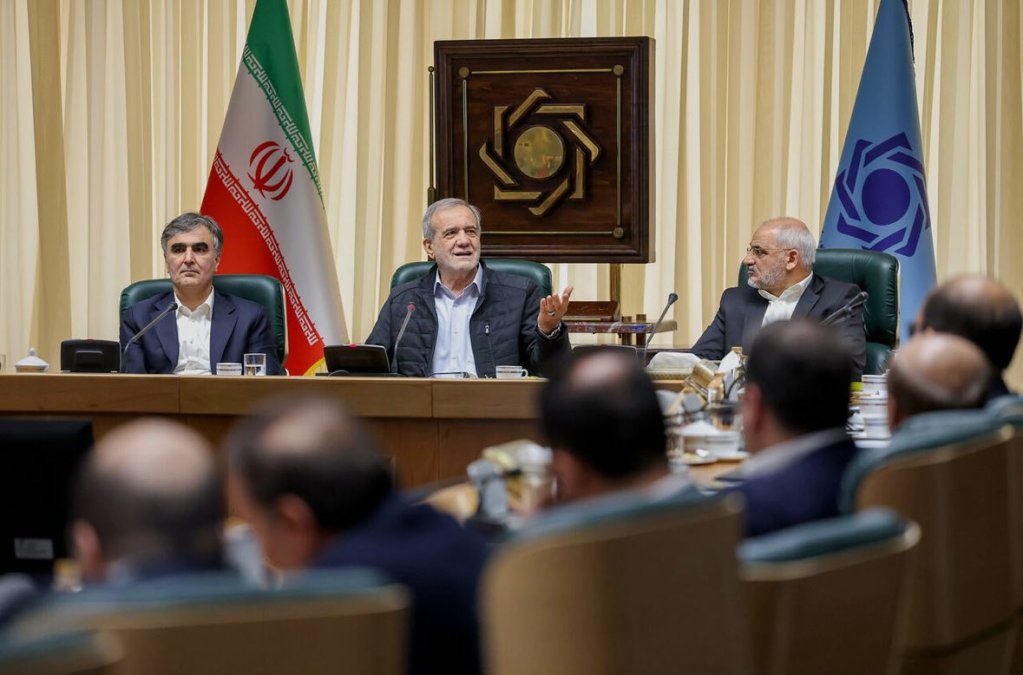 خبر اختصاصی ایرانگیت کشمکش بر سر ماندن یا رفتن فرزین در دولت ادامه دارد