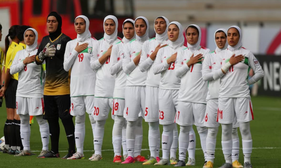 سیانان از فشار ایران بر تیم ملی فوتبال زنان در استرالیا خبر داد