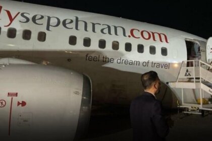 خروج هواپیمای سپهران از باند فرودگاه مشهد؛ مسافران در سلامت هستند