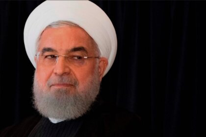 روحانی خواستار پایان «عزتمندانه» جنگ و آمادگی برای مذاکره شد