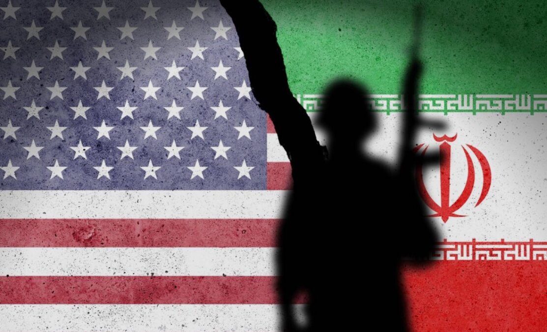 فایننشال تایمز: جنگ پنهان ایران و آمریکا بر سر مینهای تنگه هرمز