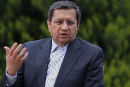 همتی: تحریم‌ها سرنوشت اقتصاد ایران را تعیین نمی‌کنند