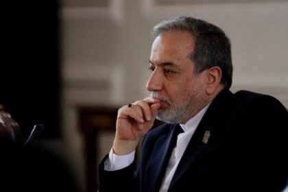عراقچی: ایجاد ارز واحد بریکس همچنان در دست بررسی است