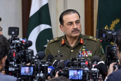 ارتش پاکستان: راه عضویت ایران در ائتلاف دفاعی مکه باز است؛ هشدار درباره کارشکنی در میانجی‌گری